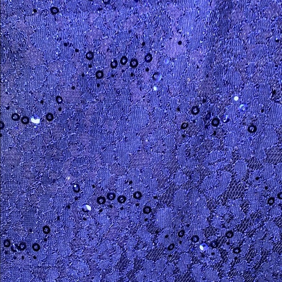 Formal Dress - Picture 3 of 6